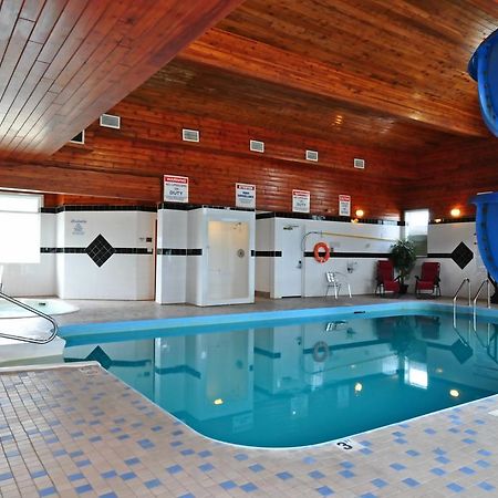 Travelodge By Wyndham Golden Sportsman Lodge Exteriér fotografie