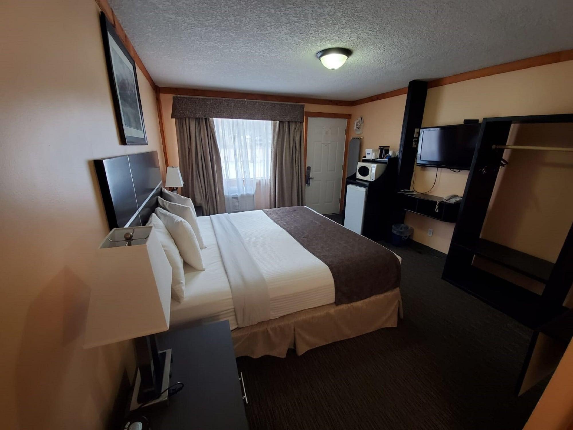 Travelodge By Wyndham Golden Sportsman Lodge Exteriér fotografie