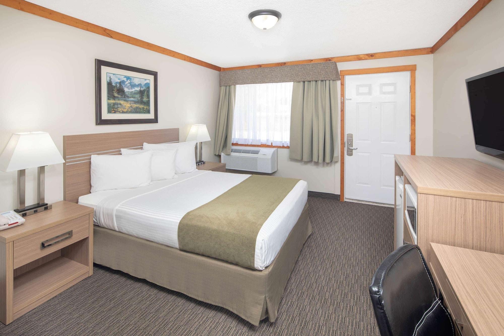 Travelodge By Wyndham Golden Sportsman Lodge Exteriér fotografie