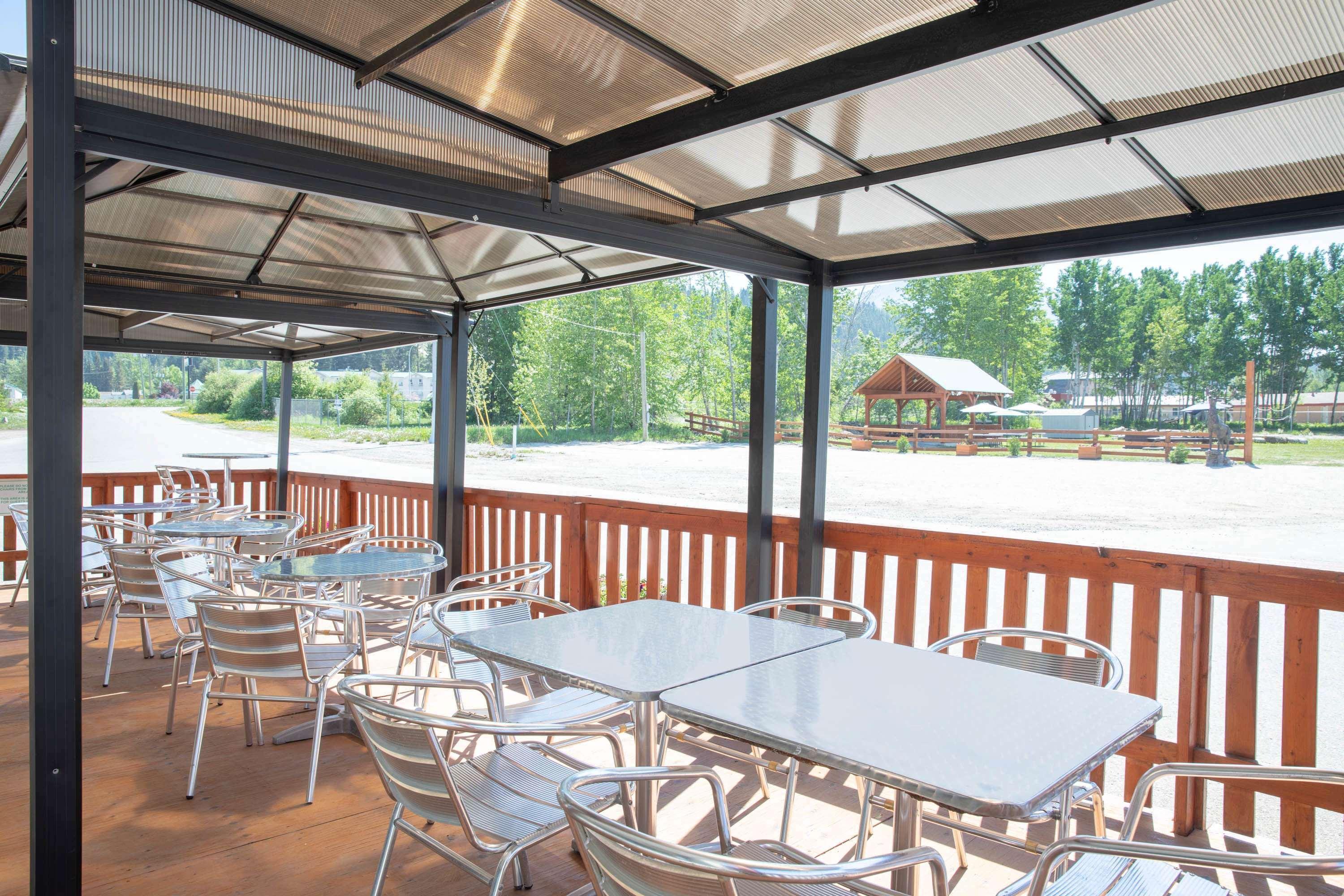 Travelodge By Wyndham Golden Sportsman Lodge Exteriér fotografie
